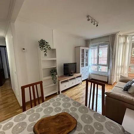 Apartament 632a Bonito En By R2r Consulting Oviedo